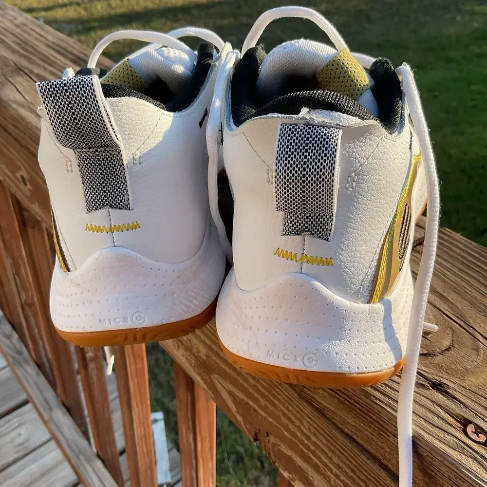 Under Armour product pair